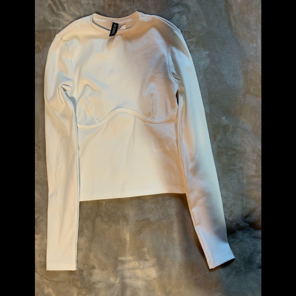 🛍Ribbed long sleeve fitted top